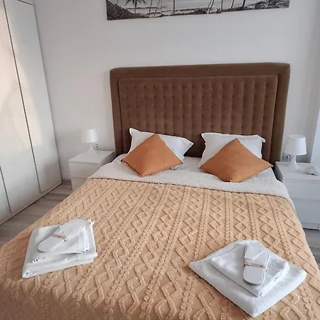 Costa Apartment Mamaia